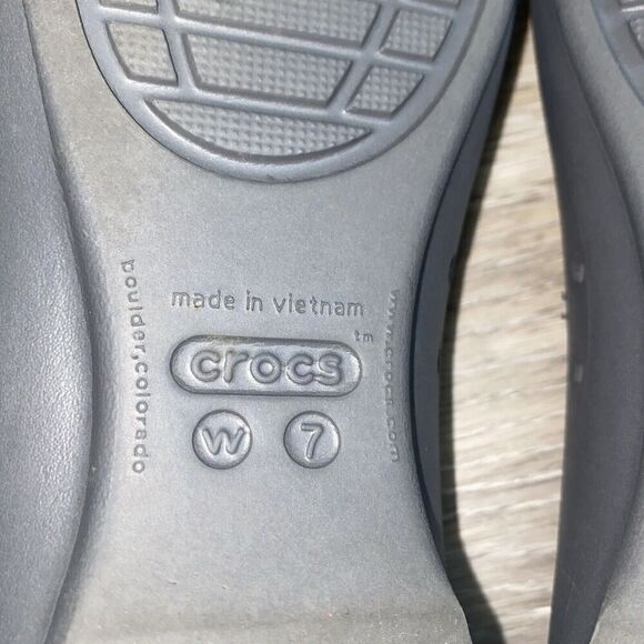 Crocs Gianna Disc Gray Ballet Flats Slip on Shoes | Women’s Size 7 - Picture 8 of 10